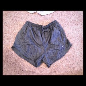 NIKE TRACK SHORTS
